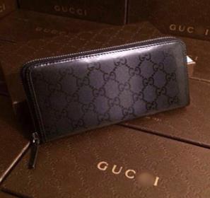 【グッチ GUCCI】 307987 高品質 財布メンズファッション イタリア　スーパーブランド